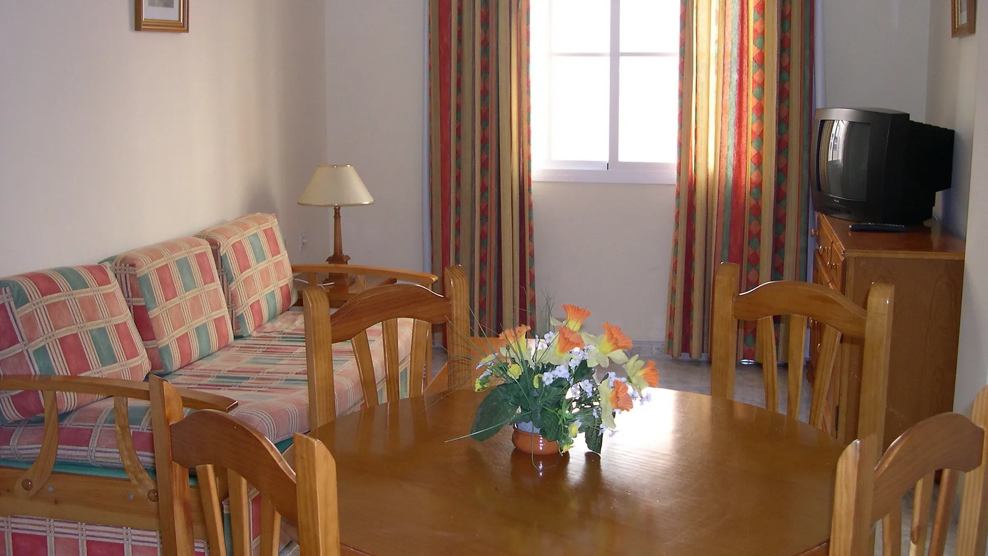 Apartment Apartamentos Nerja Medina Canovas